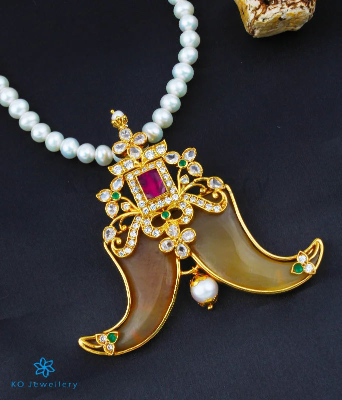 Ladies Necklaces Statement Piece-The Dushyant Silver Tiger Claw Pearl Necklace