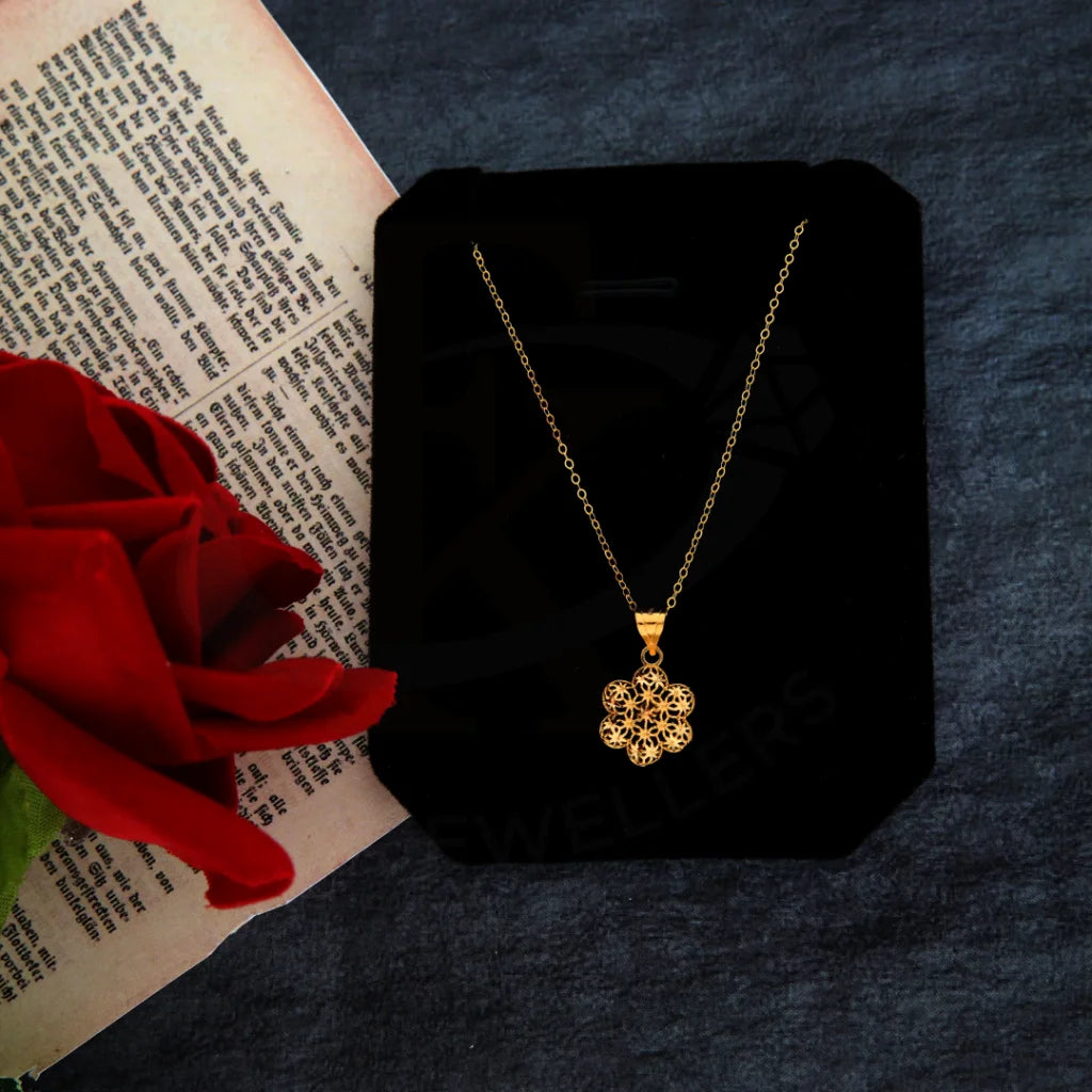 Ladies Necklaces for Everyday Wear-Gold Necklace (Chain with Flower Pendant) 21KT - FKJNKL21KM8394