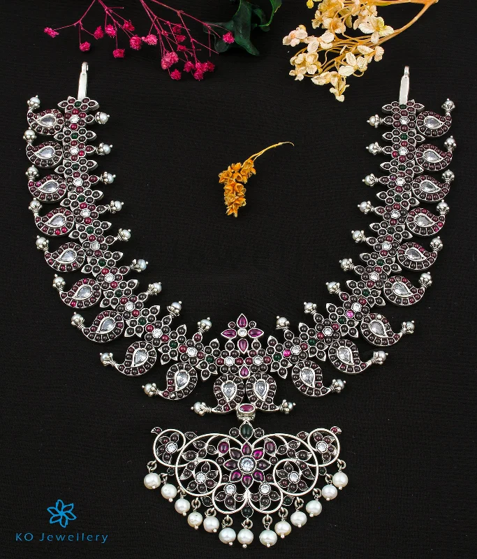 Ladies Necklaces with Serpentine-The Hritvi Silver Mangamalai Necklace