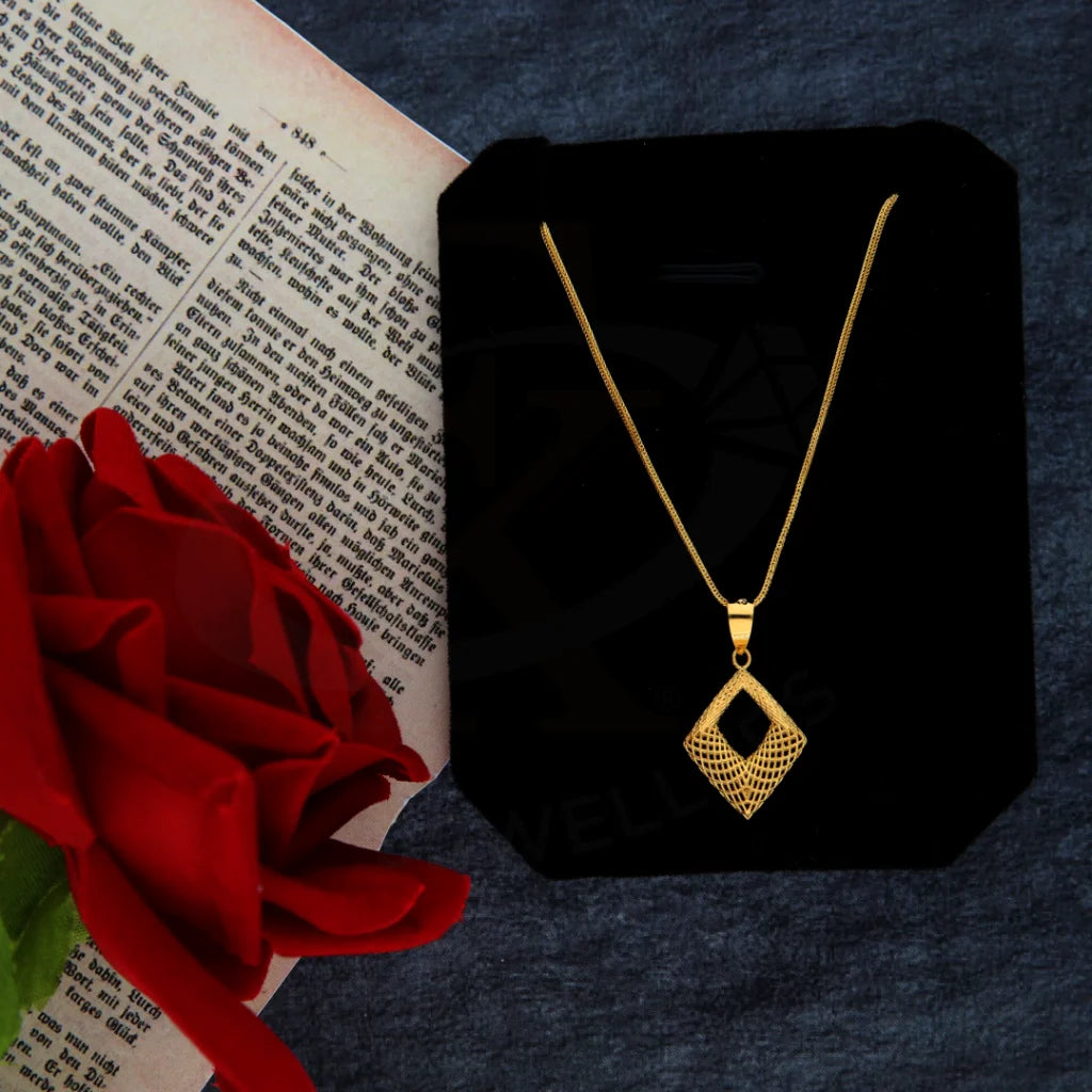 Ladies Necklaces for Wedding-Gold Necklace (Chain with Kite Shaped Pendant) 21KT - FKJNKL21KM8417