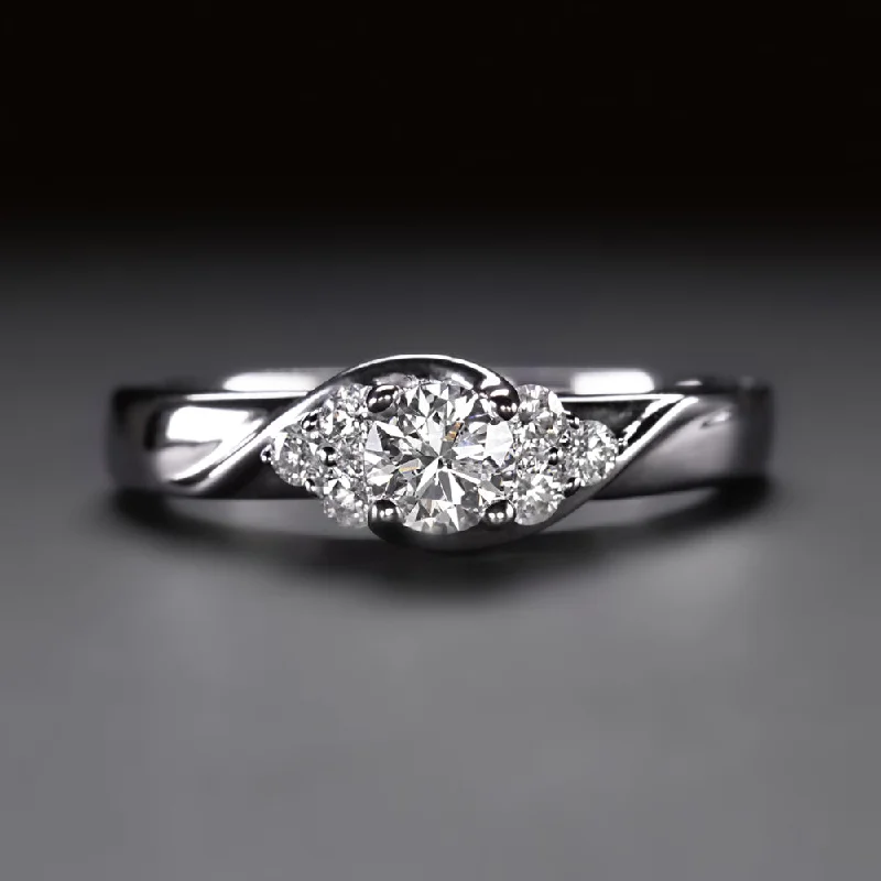 Platinum Band Engagement Rings -DIAMOND ENGAGEMENT RING VERY GOOD ROUND CUT 14k WHITE GOLD NATURAL CLUSTER