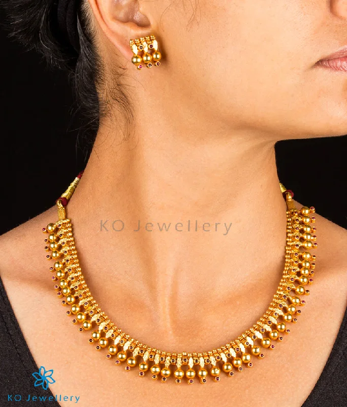 Ladies Necklaces Dainty Style-The Kanishtha Silver Gejje Addige Necklace