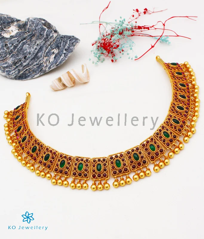 Ladies Necklaces for Explorers-The Dhruv Silver Kempu Necklace