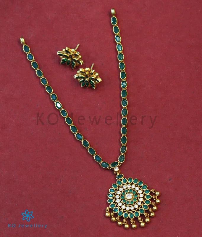 Ladies Necklaces with Sunstone-The Harini Silver Kempu Necklace (Green)