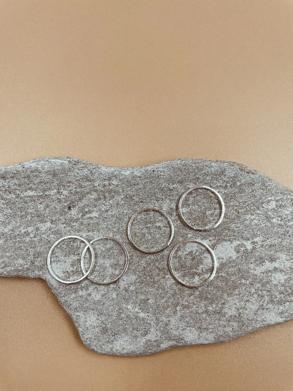 Coastal Rings -Essential Basic Ring Set of 5 Midi To Thumb in Silver Tone