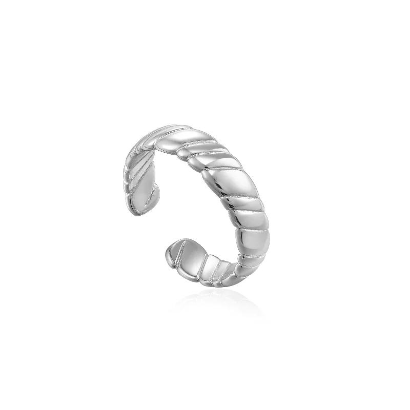 Quiet Rings -SMOOTH TWIST WIDE BAND RING